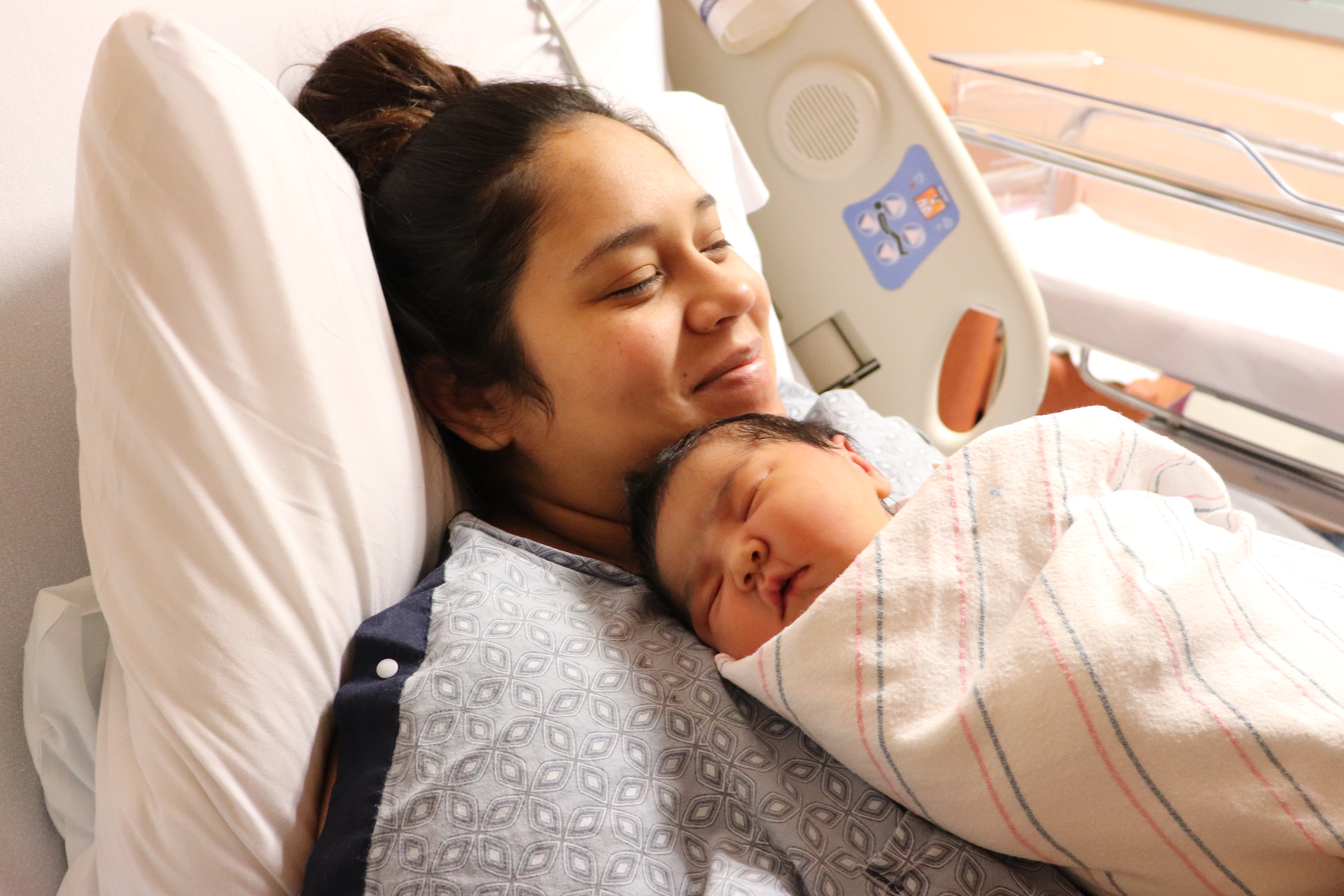 New moms enjoy the added attention of the Lactation Services team and the Breastfeeding Resource Center 